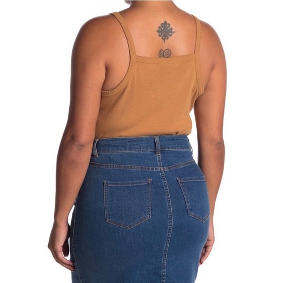 NEW| BP. Plus Size Picot Trim Cotton Blend Rib Bodysuit - Picture 3 of 5